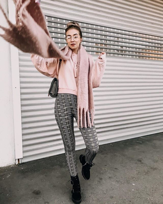 Look of @katespassion from 26 January, 2019 | 21 Buttons