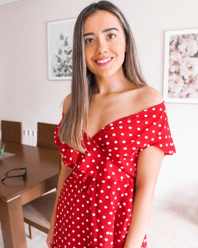 Look of @carla_dios from 6 May, 2020 | 21 Buttons