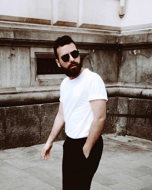 @antonionicastro kullanıcısının 29 Nisan 2019 görünümü | 21 Buttons