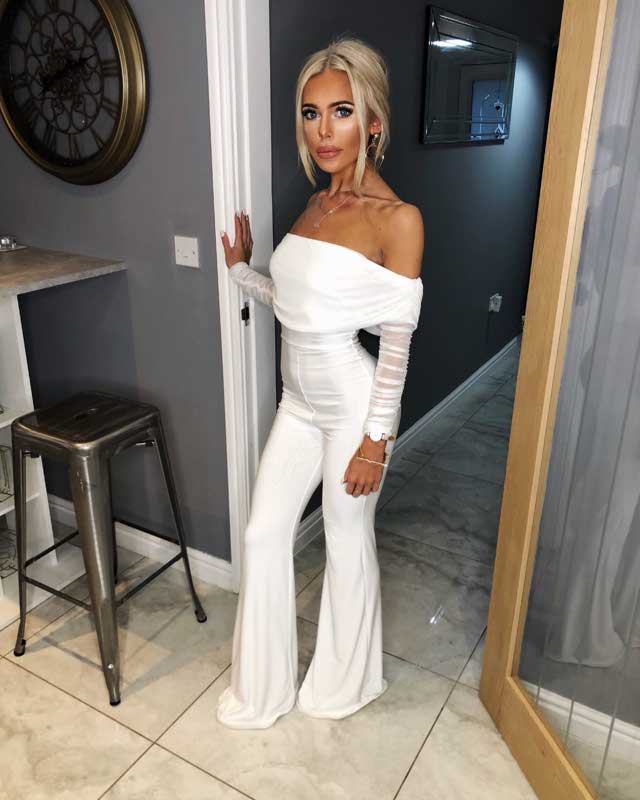 Look von @abi_stott vom 20 April, 2019 | 21 Buttons