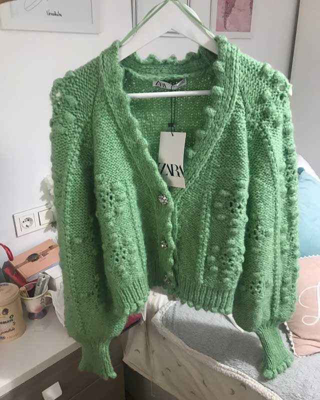 Look of @beamrtinez from 13 September, 2020 | 21 Buttons