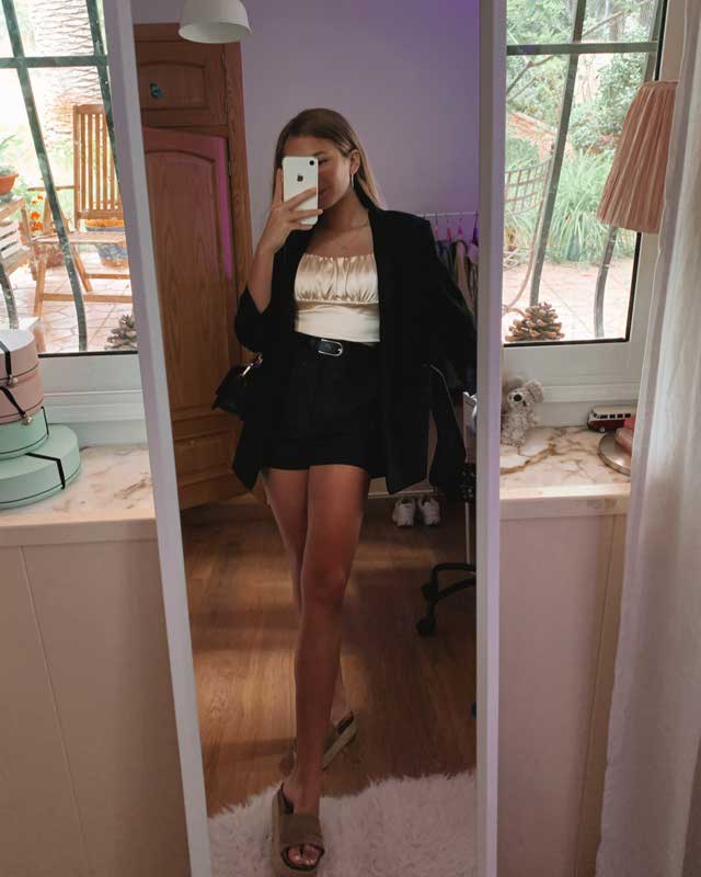 Look of @inessbotella from 24 June, 2020 | 21 Buttons
