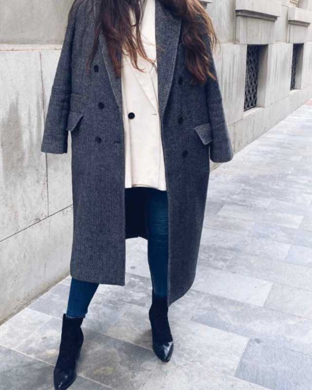 Look von @cheepchic vom 27 Februar, 2021 | 21 Buttons