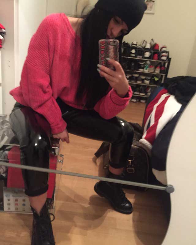 Look of @giuliiaa10 from 25 November, 2019 | 21 Buttons