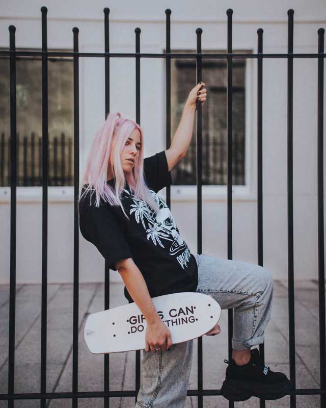 Look of @paula.baena from 8 October, 2019 | 21 Buttons