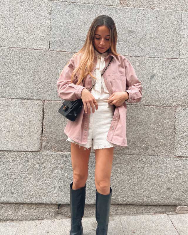 Look of @carmensantaellaa from 3 April, 2021 | 21 Buttons