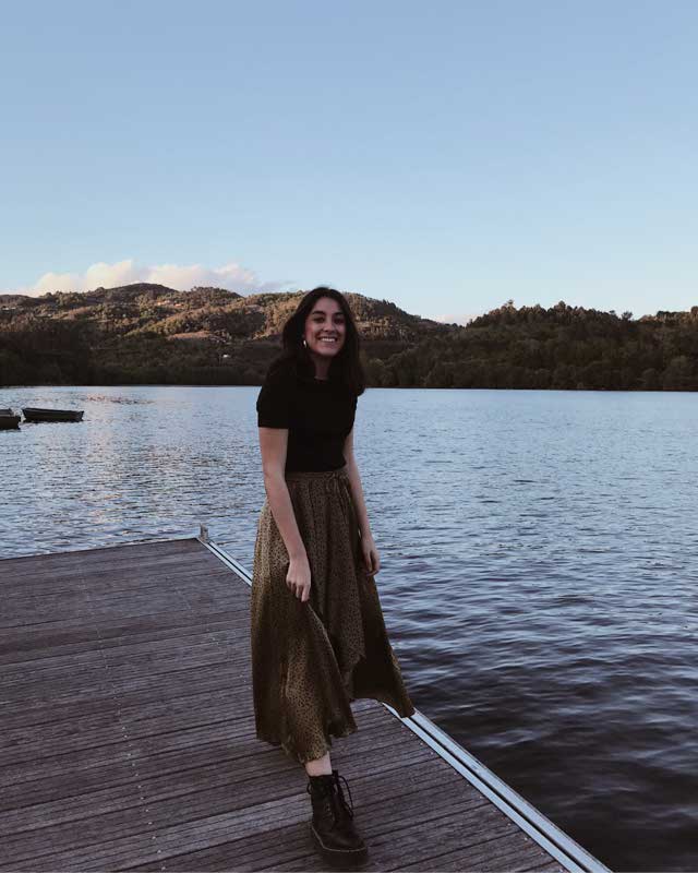 Look von @saravazquezramos vom 15 April, 2019 | 21 Buttons