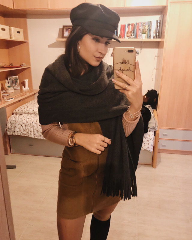 Look of @lauzar7 from 25 Noviembre, 2018 | 21 Buttons