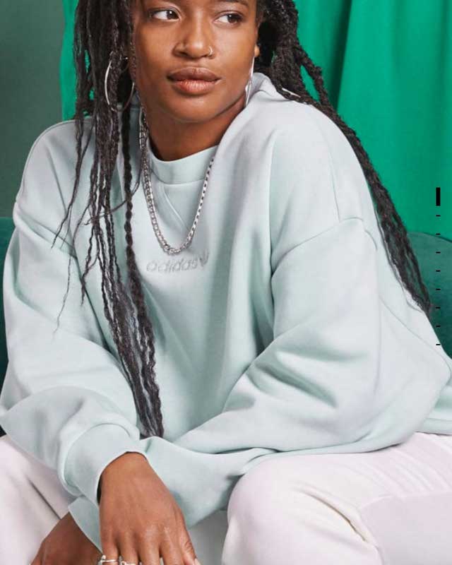 Look of @belenc15 from 11 December, 2020 | 21 Buttons