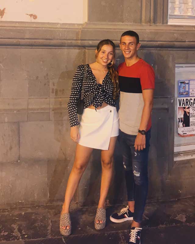 Look of @rosaortiz7 from 15 July, 2019 | 21 Buttons