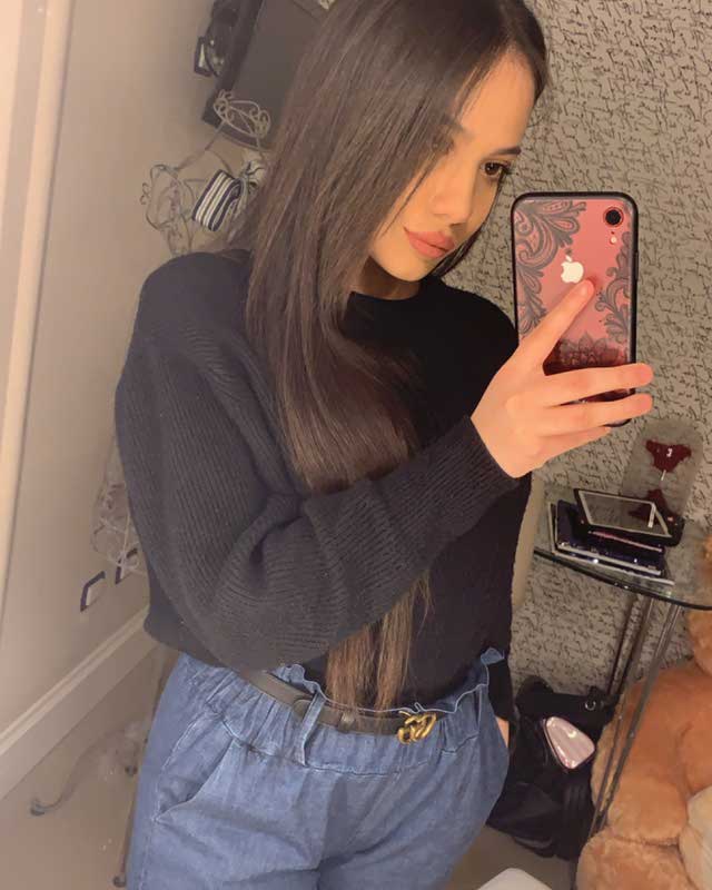 Look von @ellelepore vom 5 Mai, 2019 | 21 Buttons