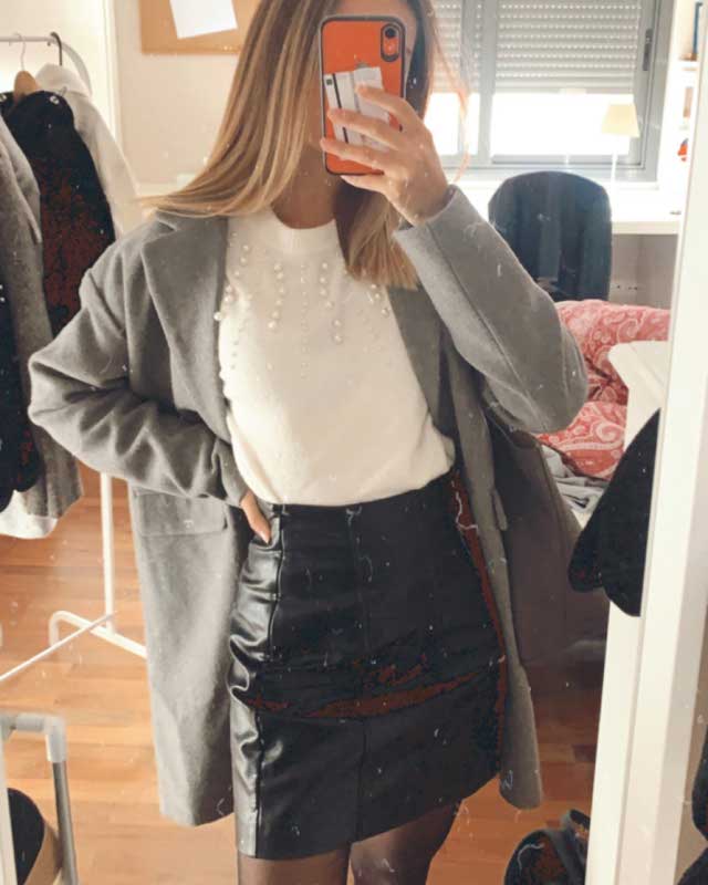 Look of @luciadominguez11 from 11 Noviembre, 2019 | 21 Buttons