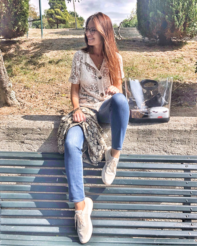 Look of @sshoppingsstyle from 5 September, 2018 | 21 Buttons