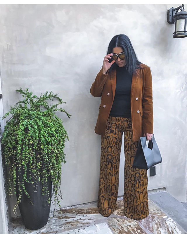 Look of @rachahakmi from 10 Diciembre, 2018 | 21 Buttons